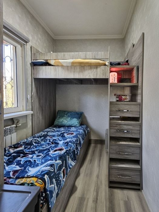 Продаётся квартира на Чиланзаре- 2 квартал,ор-р 163  школа , 2/3/4