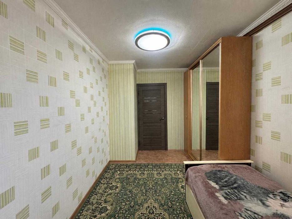 S Продам 3-х ком в Соцгороде 2/5 этаж, не угловая