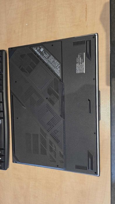 Laptop Gaming ASUS ROG Strix G18