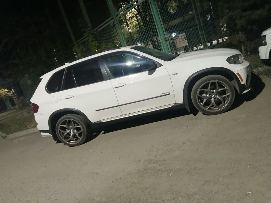 Продам BMW x5 обмен не предлагать