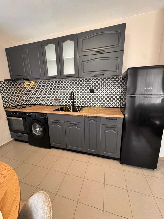 Продава се Тристаен апартамент в к.к. Слънчев бряг - 82 кв.м за 1196 €/кв.м - Снимка #1