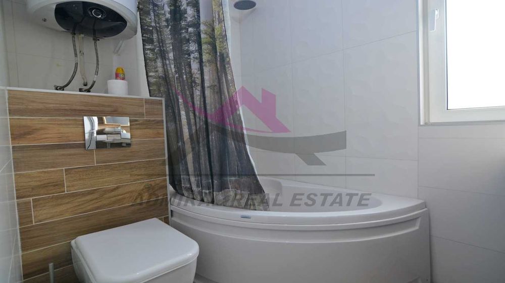 Самостоятелна къща-Ален Мак