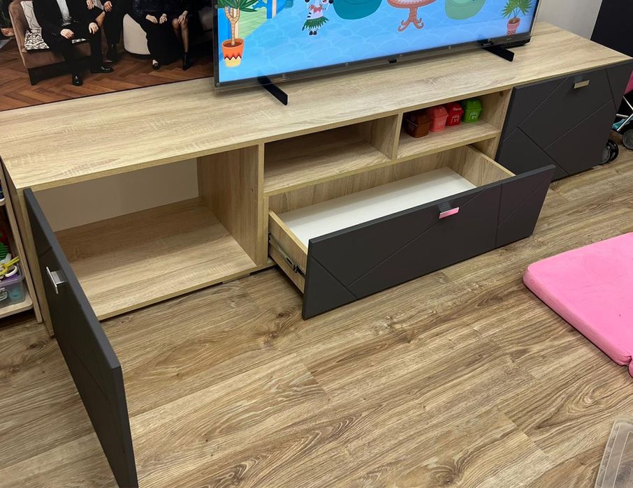 Тумба под телевизор