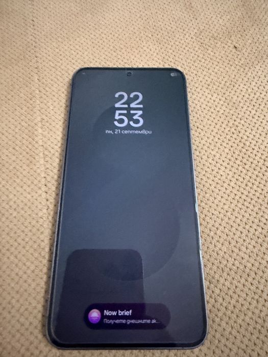 Продавам samsung s25 +