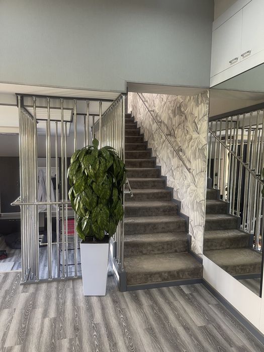 Продается  загородный евро дом - дача. 8 соток 30 мин от ташкента .