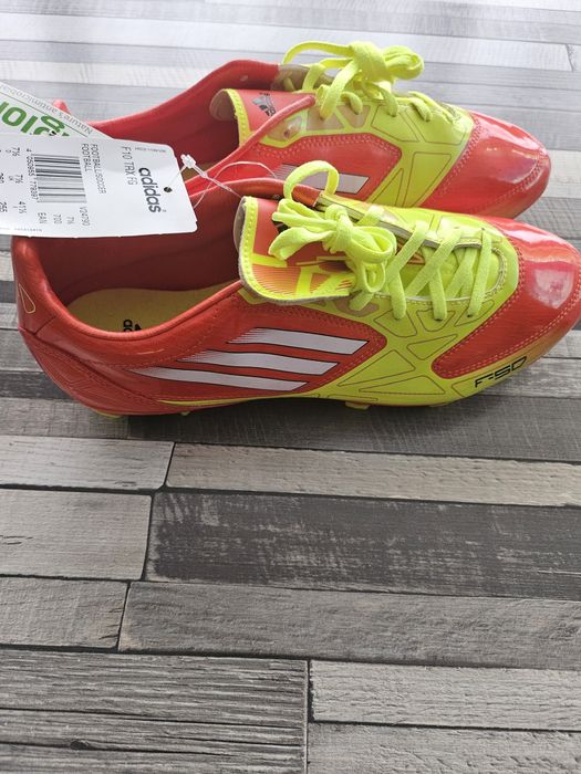 Бутонки Адидас-Нови