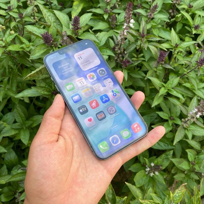 iPhone 13 Pro ideal holatda