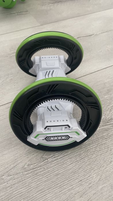 Dual Roller Crazy Car White