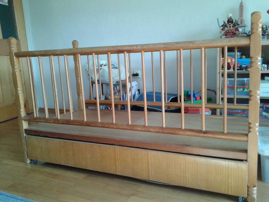 Детско легло с чекмедже