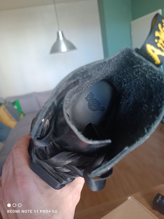 Обувки Dr. Martens