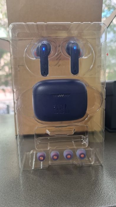 Наушники  JBL Tune 230NC