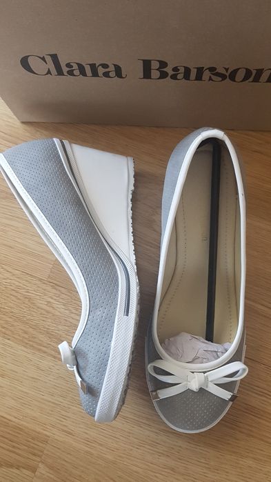 Pantofi platforma noi din piele ecologica