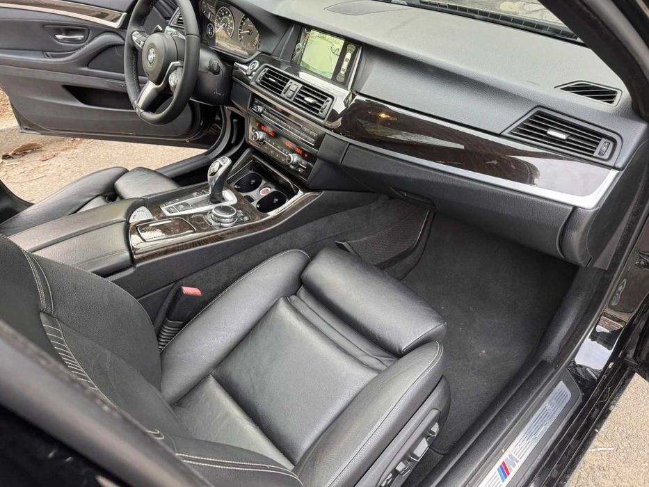 BMW 528ix 2016г. F10