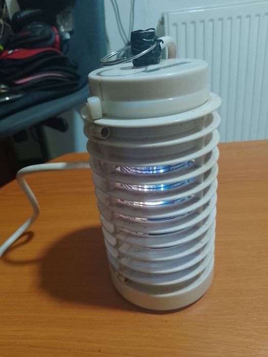 Aparat anti insecte țânțari muște fluturi