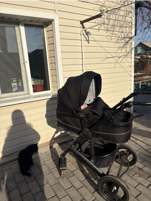 Коляска в отличном состоянии