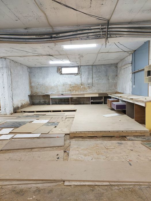 Подвальное помещение, склад, цех.