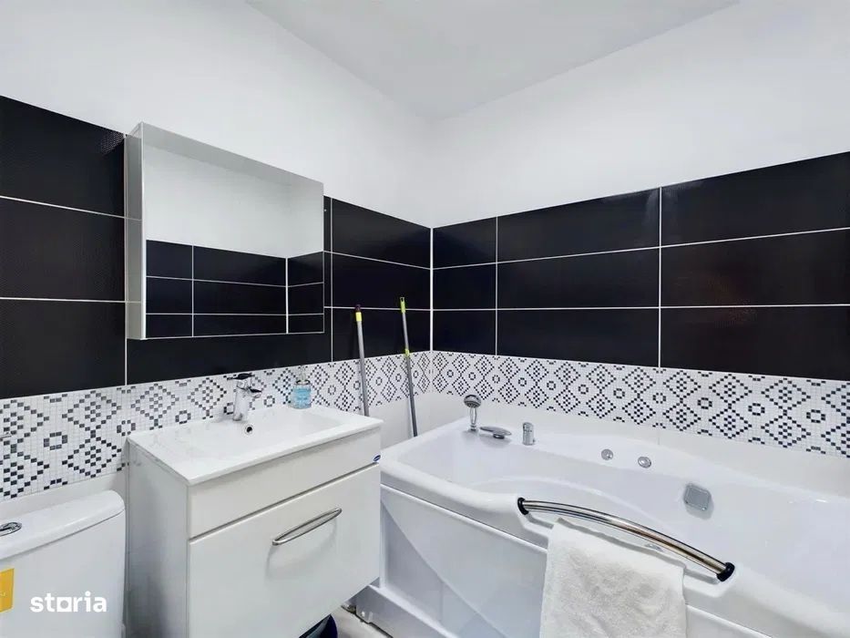 Ap 3 camere | zona Virtutii  | Orsova  | 80 mp