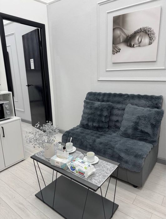 Сдам маникбрные столики в уютной студии