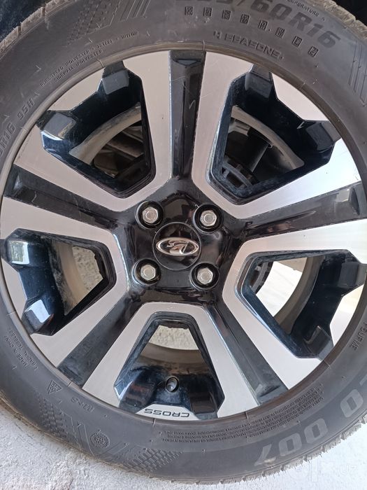 Lada Largus cross литые диски 16 размера