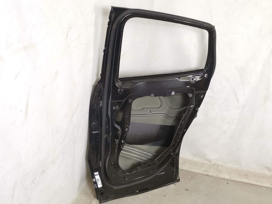 Дясна задна врата Мерцедес-Бенц ГЛА-Клас / Mercedes-Benz GLA-Class [ -