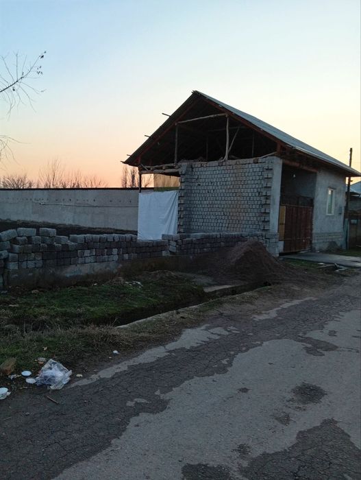 12sotix uchastka sotiladi