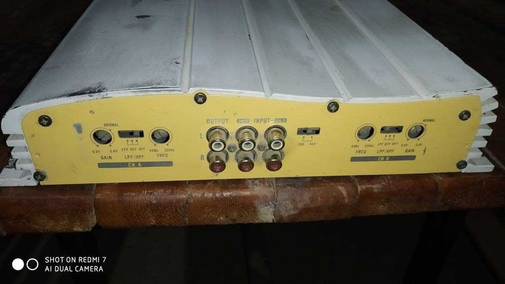 Усилител Pioner холати зур айби ёк ишлаб турибти