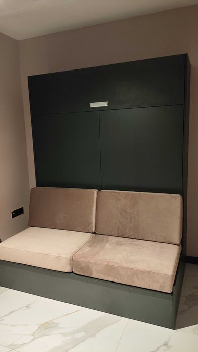 Падащо легло с диван