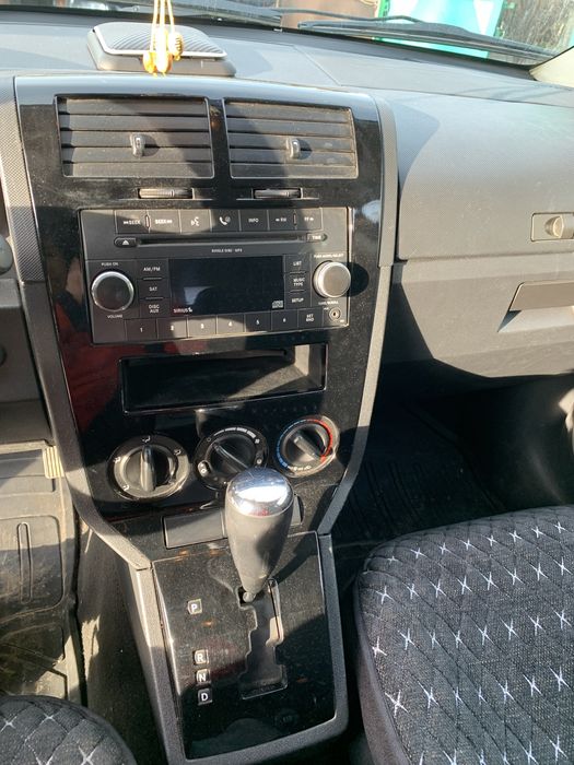 Продам додж калибер