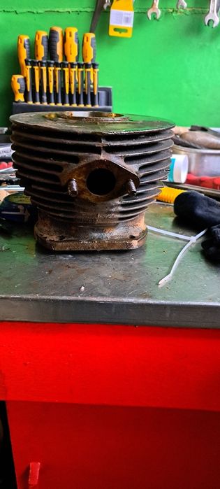 Цилиндър на панония 250  1954 -1975