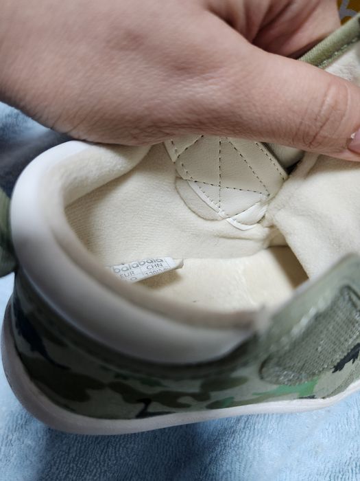 Обувь детская 19 размер ,по стельки 13 см утепления