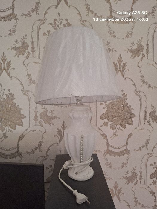 Светильники  практически  новый