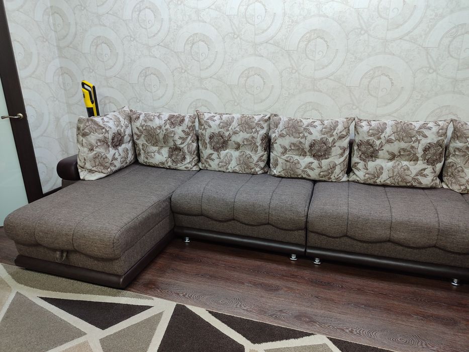 Диван в хорошем состоянии б/у