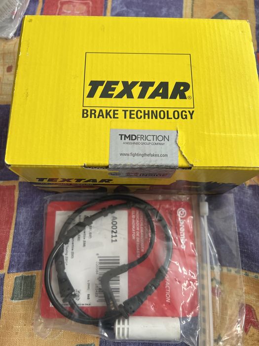 Предни накладки за BMW E 90 комплект с датчик