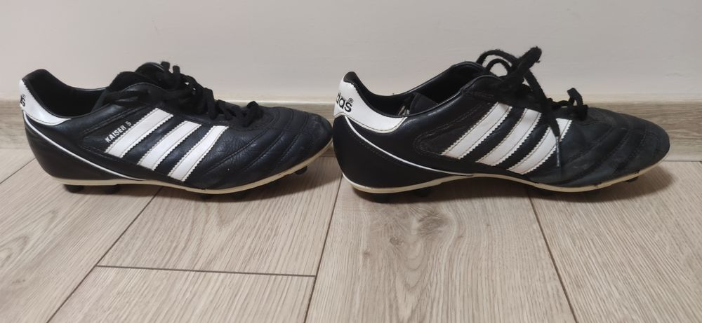 Футболни обувки  Adidas Kaiser 5