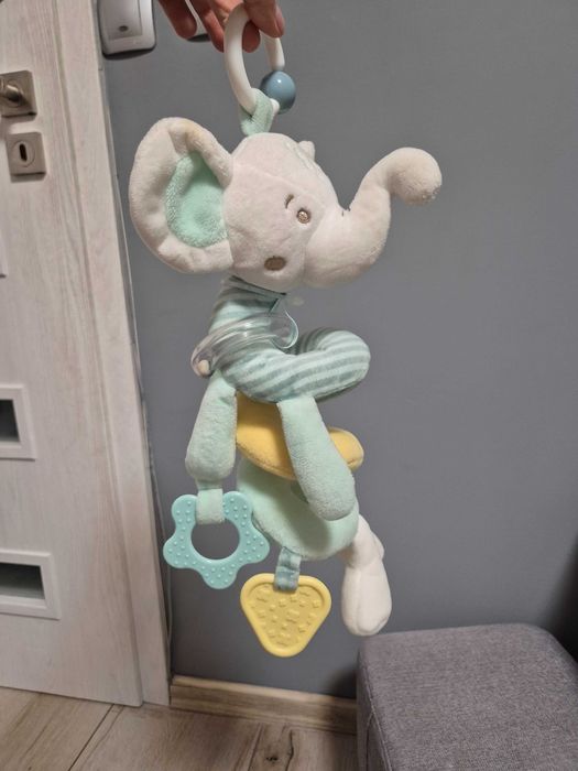 Бебешки барбарон с подарък висяща играчка