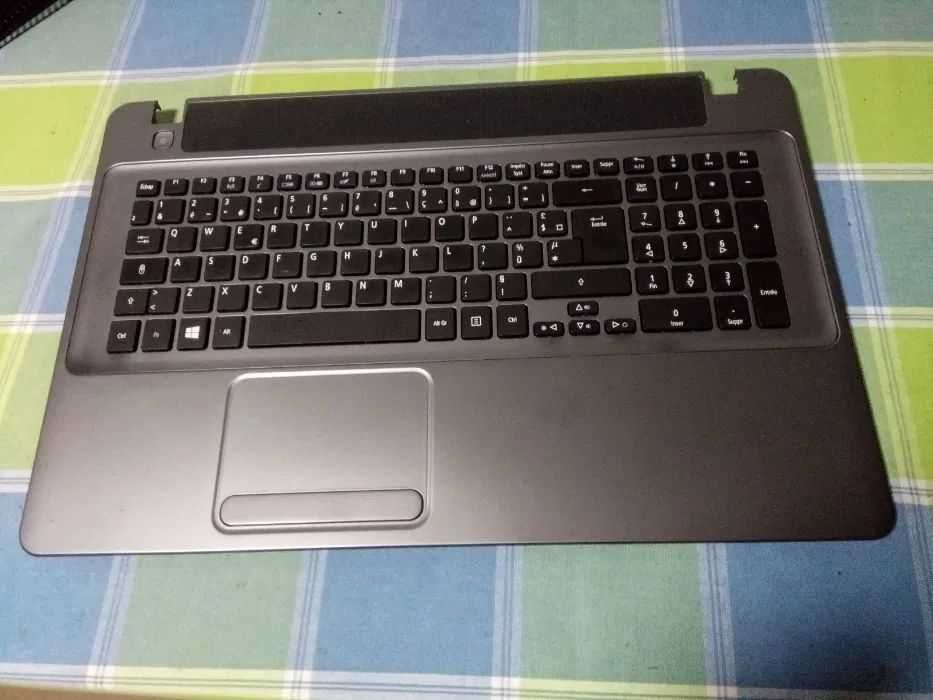 Elemente Acer Aspire E1-771G E1-731 TravelMate P273