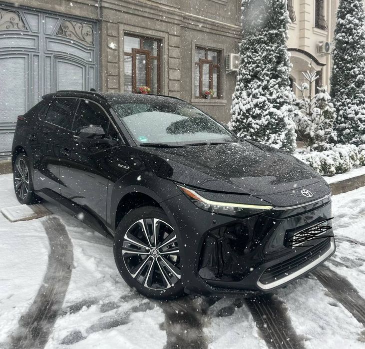 Tayota bz 4 x sotiladi