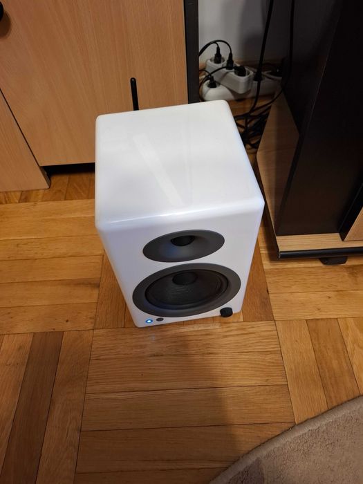 Boxe active Audioengine A5+ Wireless, plus subwoofer Audioengine S8