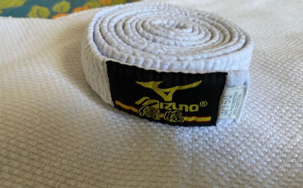 Кимоно сатылада 5000тг