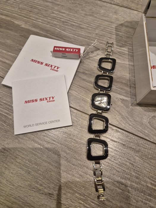 Дамски часовник Miss Sixty