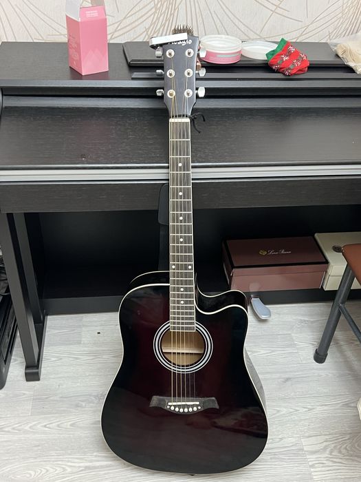 Электроакустическая гитара Adagio