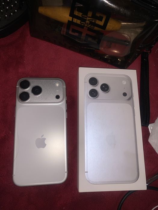 IPhone 17 pro Max, silver 256 gb