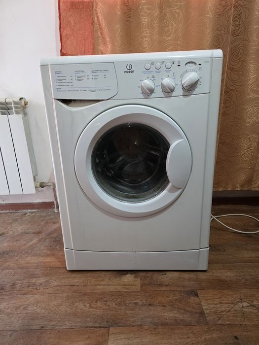 Продам стиральную машинку
