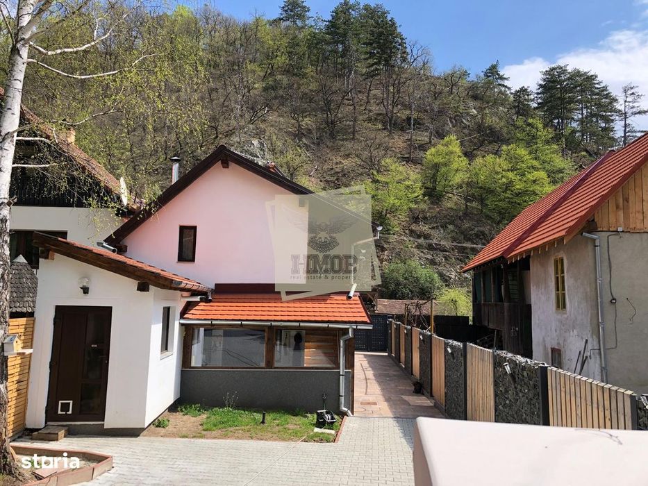 Casa individuala 5 camere 4 bai garaj pivnita si panouri solare in Cis