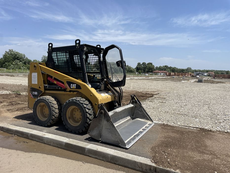 Inchiriez utilaje,miniincarcator bobcat,miniexcavator,basculanta