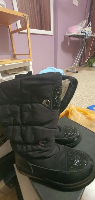 Сапоги, кроссовкидля девочки новые, разные