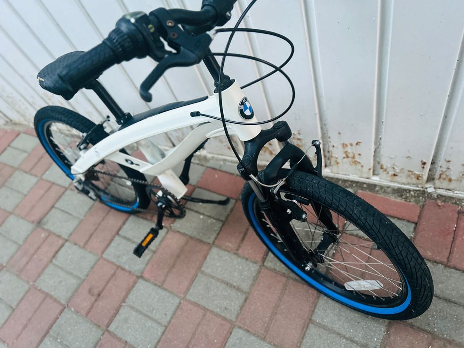 Bicicleta BMW 6-9 ani