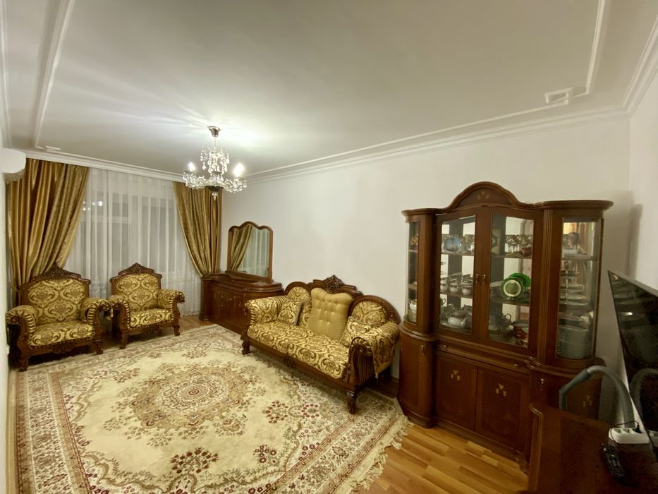 Продам диван и два кресслв ,сделано в Турций