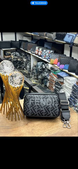 Мъжка Чанта / чанти FENDI