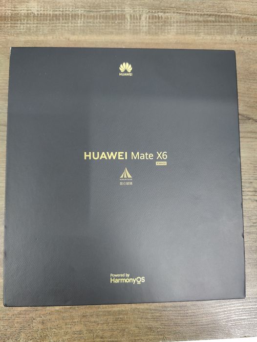 Huawei mate X6 12/512